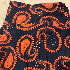 NWOT TC LulaRoe leggings